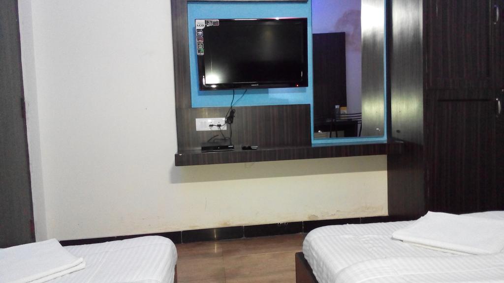 Hotel Richmond Residency Бангалор Экстерьер фото