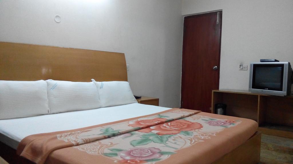 Hotel Richmond Residency Бангалор Номер фото